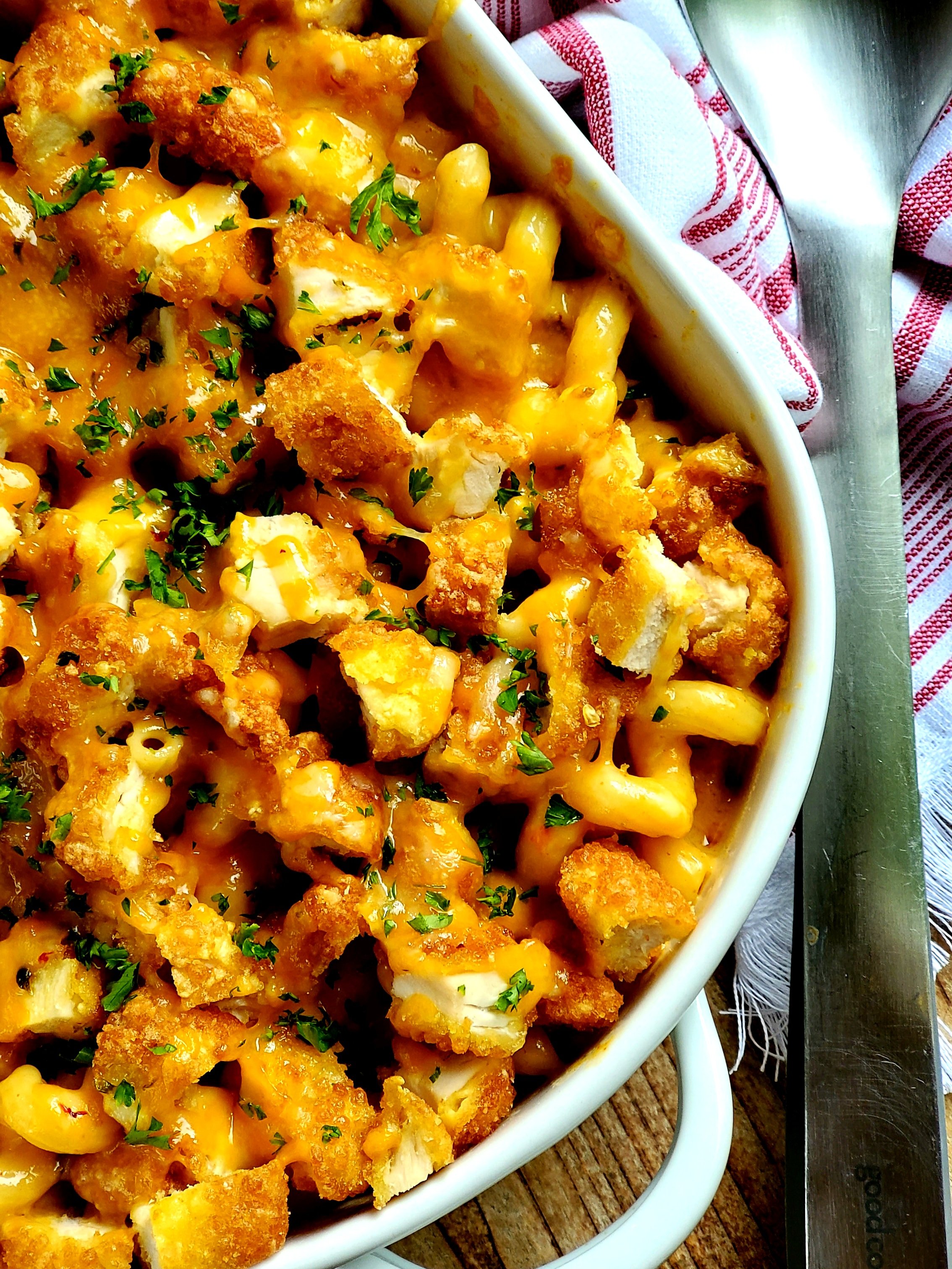 Cheesy Chicken Pimento Mac 'N Cheese Casserole