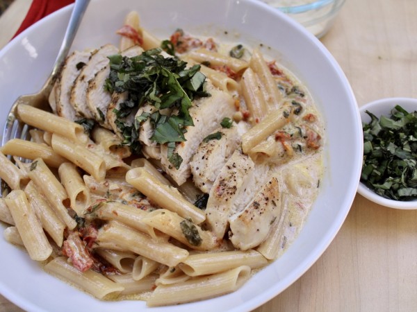 Creamy Sun-Dried Tomato Basil Chicken And Pasta