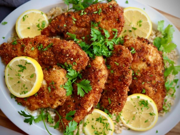 CRISPY LEMON PEPPER CHICKEN